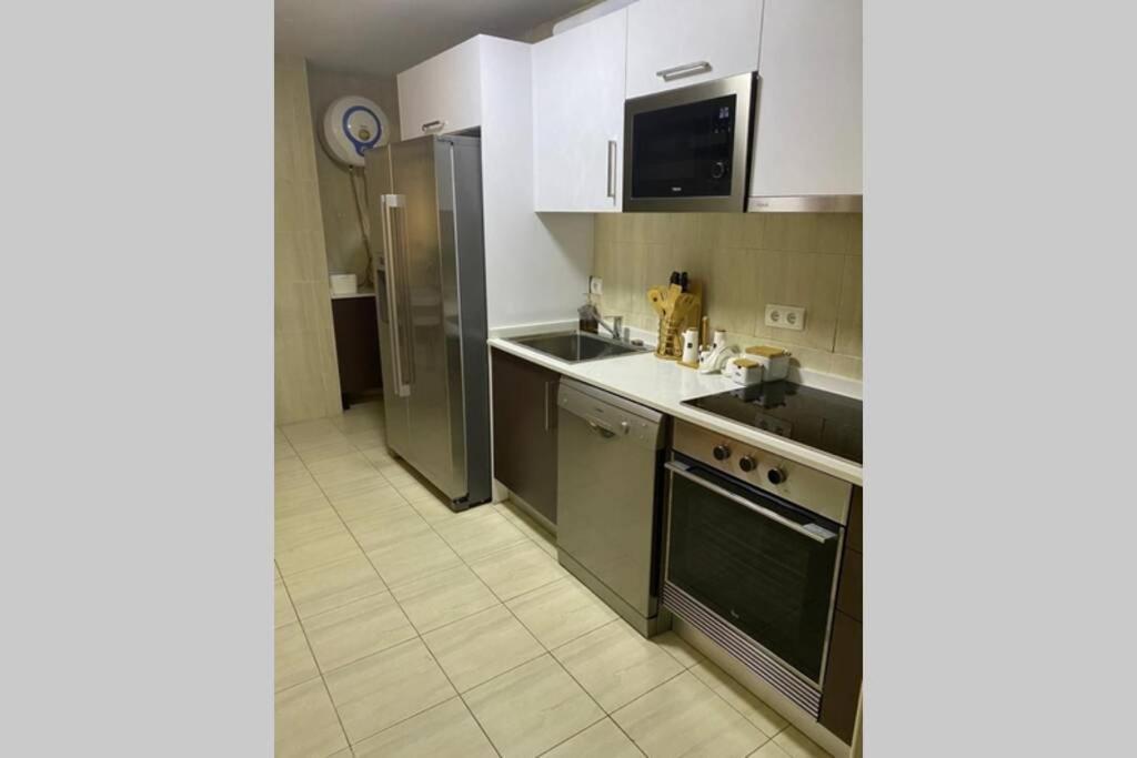 Apartamento Com Vista Para A Baia De Luanda Luaran gambar