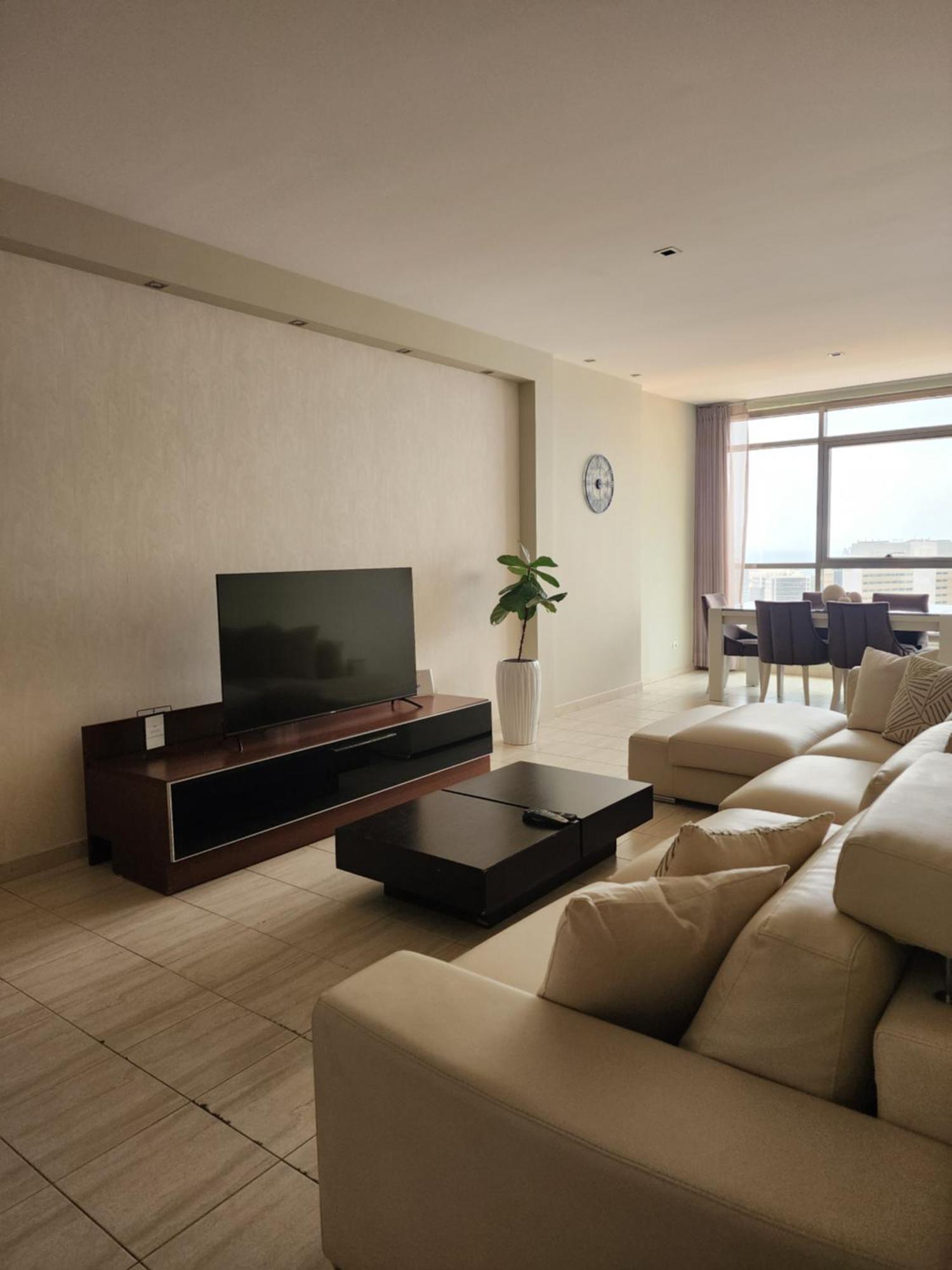 Apartamento Com Vista Para A Baia De Luanda Luaran gambar